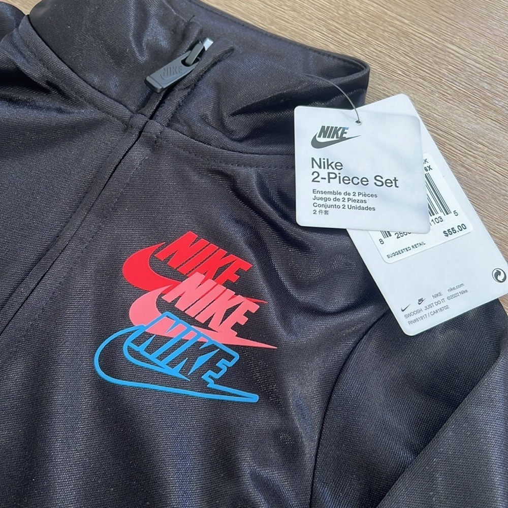 Nike Girls 2 Piece Activewear Set Tracksuit 5 6x Shiny Black Multicolor - Picture 2 of 7